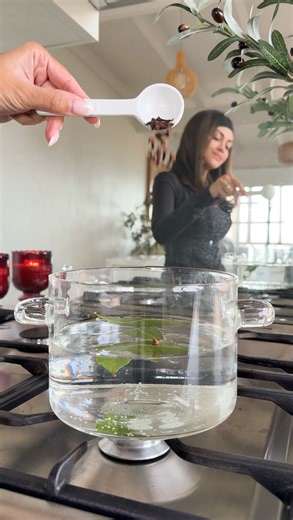 80K views · 8.2K reactions | Did you know that the bay leaves sitting...