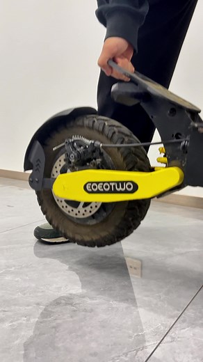 GT06 Scooter: Super - fast in Urban Jungle#eoeotwo #usa #tiktokshopcybermonday #tiktokshopblackfriday #escooter