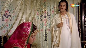 A female-centric film with a strong performance by Bollywood’s dream girl, #Meera was a film that many heroines were after! Watch this scene from the film with the iconic #HemaMalini. | Shemaroo Entertainment Ltd.