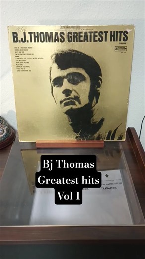 bj Thomas greatest hits vol 1 vinyl. # #vinyl #shorts #countrymusic #music #shorts #memes