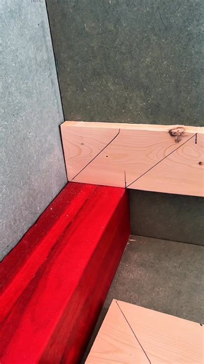 form a wood pattern plan in the corner #tips #idea #woodwork #woodworking #useful | Mr. Profesor