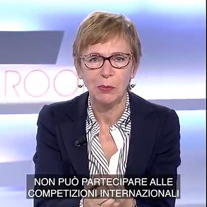 Viene chiamato ius soli, ma sarebbe più corretto definirlo diritto di cittadinanza. In Italia viene riconosciuto dopo troppo tempo a chi, italiano, sente di esserlo già, dal momento che è qui che è nato e cresciuto, frequentando le scuole e stringendo amicizie. Il Parlamento, tanto per cambiare, è in ritardo. Risultato: in Europa mettiamo i paletti più alti di tutti, eppure concediamo la cittadinanza - con una certa disinvoltura - a coloro che hanno un lontano avo italiano. Ovvero a quelli che d