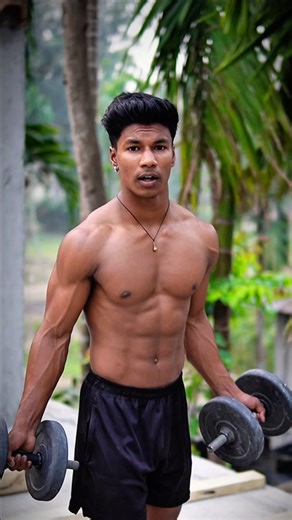 hulk back workout #fitness #shorts #gymmotivation #gym