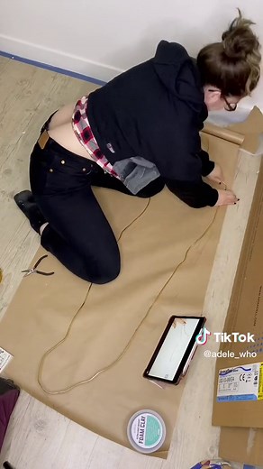 ANGEL WINGS DIY TUTORIAL Ib : DIY Angel Doll Wings - Doll craft Tutorial by Akameru Kawaii (https://youtu.be/ahJWgHJ1378) & How I made my Maleficent Wings - Cosplay Tutorial by @alysontabbitha (https://youtu.be/Gx-Ck-m8m_c) Here it is ! It took so long to make the wings and to edit this video 😂 hope you will like it. It’s not perfect but it’s my first time crafting something like this. There is always room for improvement. Funny story : The 7mm glue stick I bought weren’t in stock anymore, like