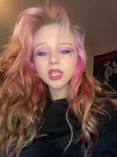 Halloween Makeup Practice Tips for Monster High Looks