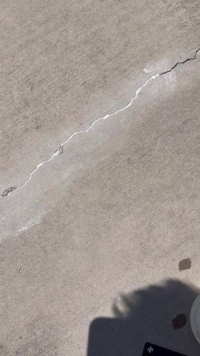One and Only - Magic Crack Filler‼️ • Easy Peasy • #diy #homeimprovement #fyp #foryoupage #fypviral #concrete #fypシ゚viral #tiktok #tiktokshop