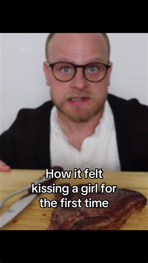 How it felt kissing a girl for the first time