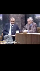 Sean Connery on “The Tonight Show Starring Johnny Carson” (1975). This appearance alongside Michael Caine was excellent, they were promoting “The Man Who Would Be King” (1975). In any case, it’s interesting to confirm once again that actors of this time had considerable life experience before their acting careers. Most of them did not grow up on film sets, and the gravitas they bring to their roles is self-evident and not easily fabricated, if you did not live a life outside acting gigs. Maybe i