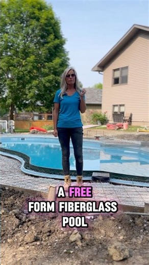 Watch This Freeform Fiberglass Pool Take Shape 👀💦 #swimmingpool