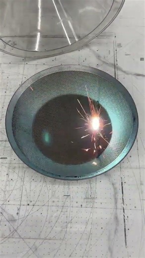 3D Laser Carving Honeycomb Patterns on Pots - Unleash Creativity