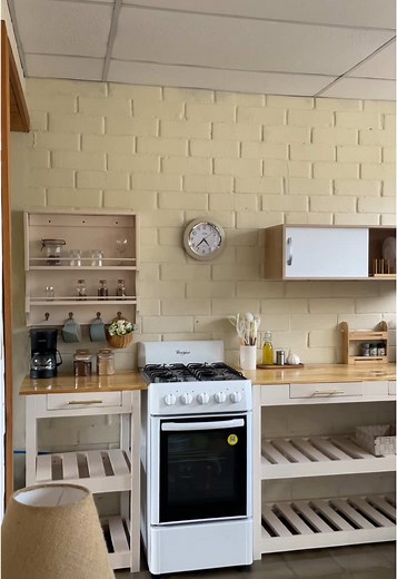 Renovación de Cocinas Pequeñas: Ideas y Tips DIY