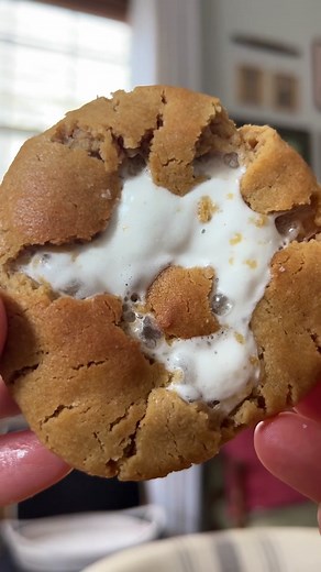 Fluffernutter Marshmallow Cookies Recipe