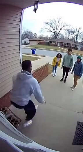 Wall Backflip Attempt Goes Wrong — Person Faceplants as Friends Rush In 😂 #EpicFail #CaughtOnCamera #ViralVideo #BackflipFail #FunnyMoments #PorchCam #TrendingNow #MustWatch #PhysicsWins | Cine Craft