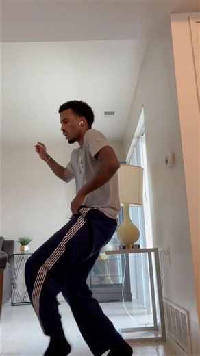 MOVE LIKE YOU DOOO 🤎🌟💼 -Jungle ✨