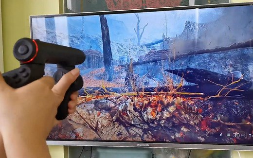 全球首款FPS专用手柄“OneShot”亮相，枪械形态可快速切换