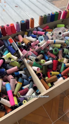 Damla Toral on Instagram: "Ankara’da parça kumaşçı avımız başladı! ✨ Bölüm 1 ✨ İlk durak Sincan’da bulunan @parca_kumas_ankara ☺️ detaylar videoda 👆🏻 bir sonraki durağımız neresi olsun?? . . . . . . . #kumaş #kumaşalışverişi #parçakumaş #kiloilekumaş #kilokumaş #ucuzkumaş"