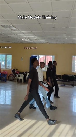 It Time #model #fashion #modeling #runwaymodel #catwalk #catwalkchallenge#malemodel #rwandamagazine