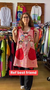 529K views · 3.3K reactions | Referência best friend. #batamaestra #delantal #bata #maestra #portugal #linda #lifehack | RM - Fardas e Uniformes | Facebook