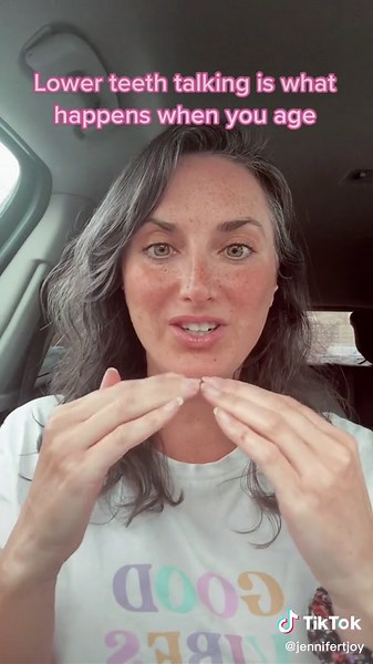 #stitch with @Bella face yoga 101: as you age your face droops and you show your lower teeth when you talk. Talking with your upper teeth is youthful. Lower teeth talking causes neck tightening leading to neck wrinkles. #meganfoxbottomteeth