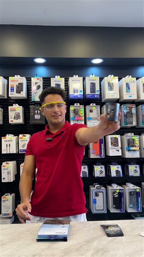 Good screen protector vs bad protector #pranishstore #apple #iphone #screenprotector