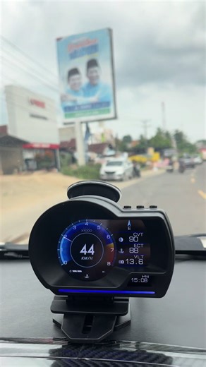 Tachometer OBD2 dan GPS untuk Mobil Anda