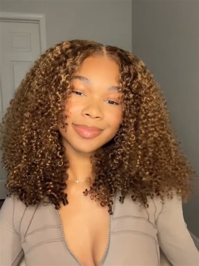 The Ultimate Guide to Glueless Wig Installation