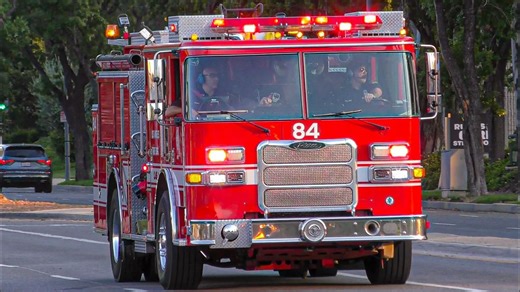 LAFD Engine 84 (reserve) Responding