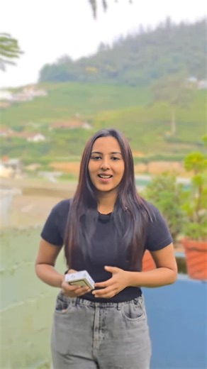 Pure Coconut Oil Soap • Arlee handmade pure coconut oil soap is a soap made out of pure cold pressed coconut oil (edible grade), which is pure, unrefined, and unbleached. It has no preservatives, no sulphates, no parabens, no artificial scents and no artificial colours. • It cleanses the skin from inside without causing excessive dryness. • Its moisturizing properties would help in restoring the lost moisture of the skin by rejuvenating the cells thoroughly. Coconut oil has antibacterial and hea