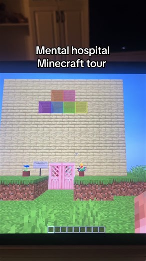 momlifehacks101 (@momlifehacks1013) - Exploring a Creative Mental Hospital in Minecraft