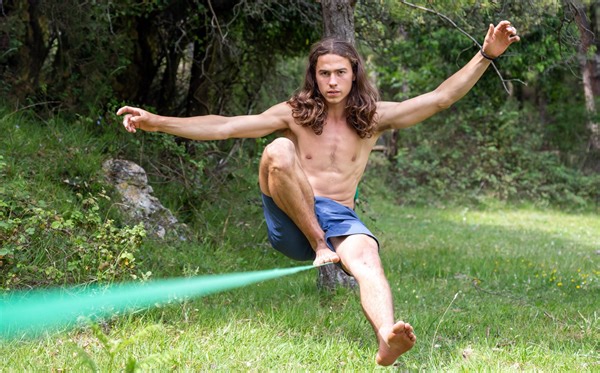Slackline Fitness: Exercises for Improved Coordination & Core Strength