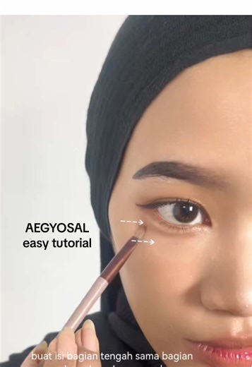 Tutorial bikin natural aegyosal gampang buat pemula anti gagal 💗✨ Bisa nihh buat makeup bukber & lebaran 💫 #RamadanDiTikTok #makeup #makeuphacks #douyin #aegyosal