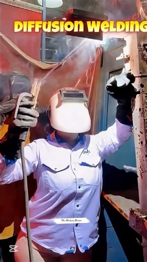 Metals Ko Bina Pighlay Kaise Joda Jaata Hai? 😱 | Diffusion Welding Explained #shorts #sciencefacts