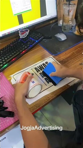 Proses Pembuatan Papan Akrilik #papan #akrilikcustom #sticker #neonboxcustom #logo #papannama