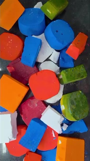 Satisfying Fully Dyed Chalk ASMR Experience