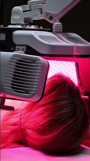 Elevate your anti-wrinkle treatment with Dermalux