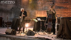 6.8K views · 87 reactions | Jazz À Junas in February on Mezzo Live! https://www.mezzo.tv/en/JazzaJunas-15682 Tonight at 9PM (CET) - Andy Sheppard & Michel Benita | Mezzo | Facebook