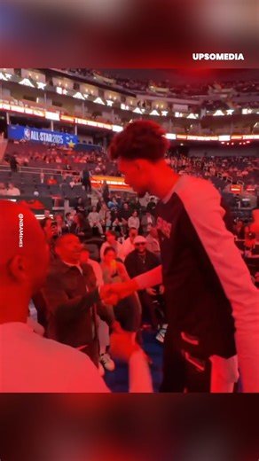 Muggsy Bogues met Wemby in person, and the height difference will surprise you 🤯. | Rebound