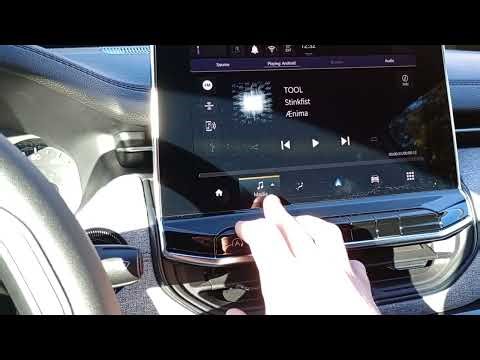 2024 Jeep Compass audio stereo bass adjustment settings