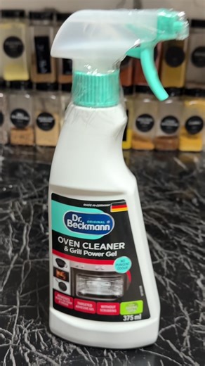 Effectively Clean Your Oven with Dr Beckmann Products