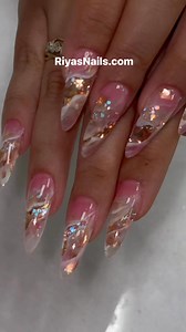 Rose quartz Marble , Products used: - No wipe glossy top coat - Marble ink #02 (white) - Long Alamnd Sofr gel - Extend gel - Reflective glitter ( fairy magic) | Riya's Nails