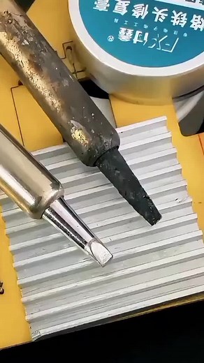 Soldering Iron Needle Cleaning Tricks: Get a Perfect Tip