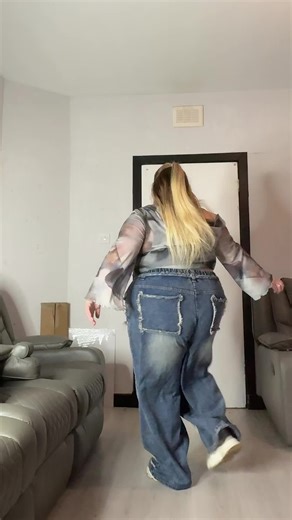 Discover Trendy Fashion with SHEIN App and Save Big!