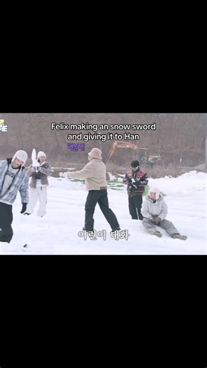 Felix's Creative Snow Sword for Han