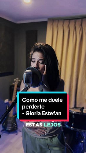 Cover de 'Como me duele perderte' de Gloria Estefan