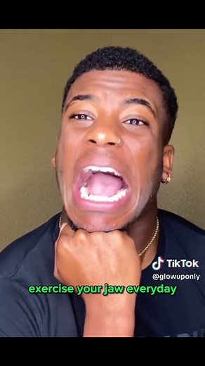 Exercise your Jawline✨ #glowup #glowupboys #mewing #jawline #jawlinecheck
