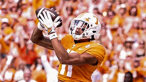 Jalin Hyatt has a record-setting day for Tennessee, helping the Volunteers defeat Alabama 52-49