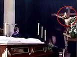 Jesus statue appears to MOVE its head during Mexican church mass