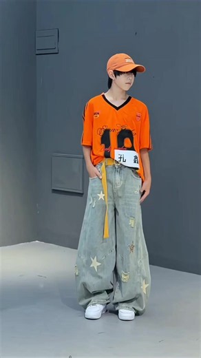 孔鑫 Kimi Team Boys 小基地 — 孔鑫 kiz / kongxin0525 视频合集