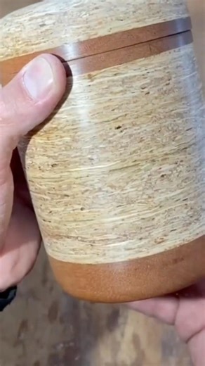 Comment fabriquer une boîte en OSB au Tour A Bois ￼ #woodworking #wood #woodturning #menuiserie