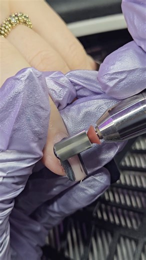 ⚡💅 The ultimate Russian manicure bundle 💅⚡ Brand Ambassador Lauren West talks us through our Russian Manicure E-File Bundle — the precision-based kit every professional has been waiting for. Featuring expertly selected bits and the control of our pro e-file system, this bundle is designed for clean prep, refined detailing, and flawless cuticle work. ✨ And the best part? It’s the perfect Black Friday buy — professional quality, incredible value. Naild By Loz 👇 Watch Lauren break down why this 